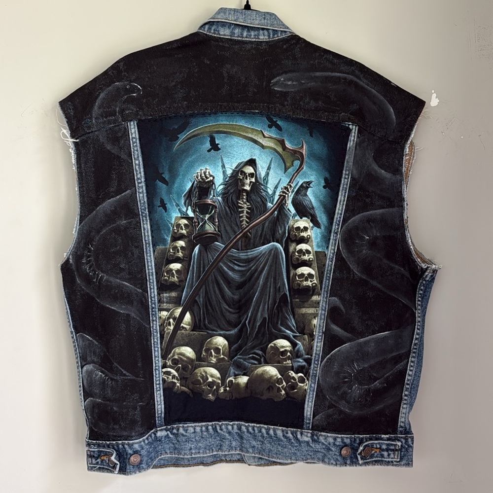 Levi Jacket Distressed - Picture 7 of 13